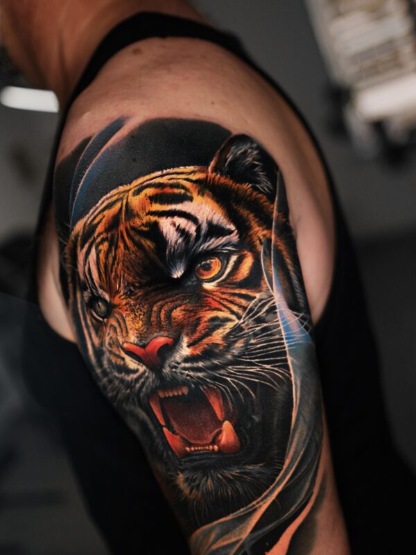 BODY TATTOO COURSE 3D/5D (Advanced) <br> <p> دورة الوشم على الجسم (متقدمة)</p>